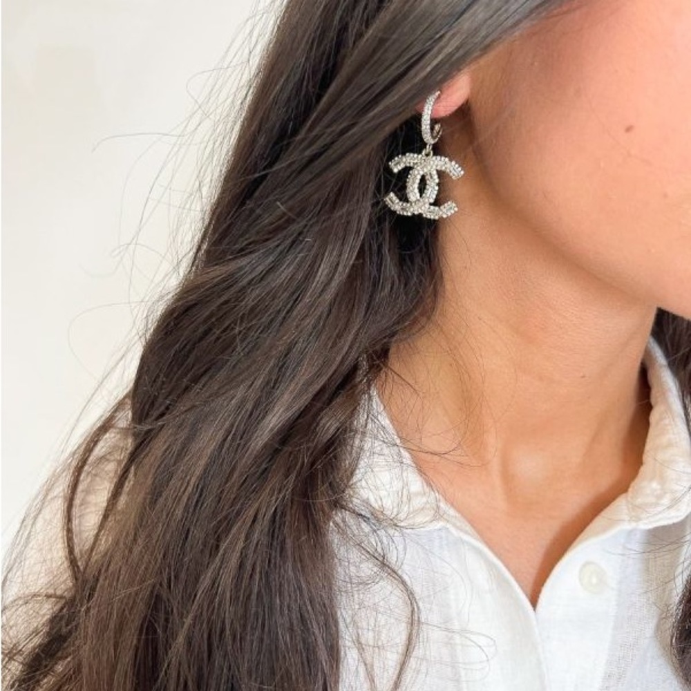 CHANEL DROP LOGO SPARKLING PEARLS EARRINGS